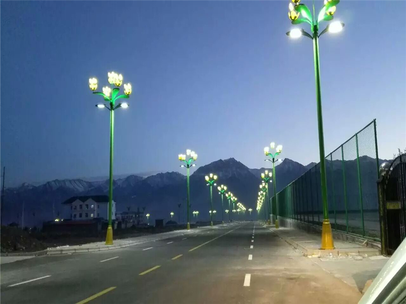 �������������ݾ�����������