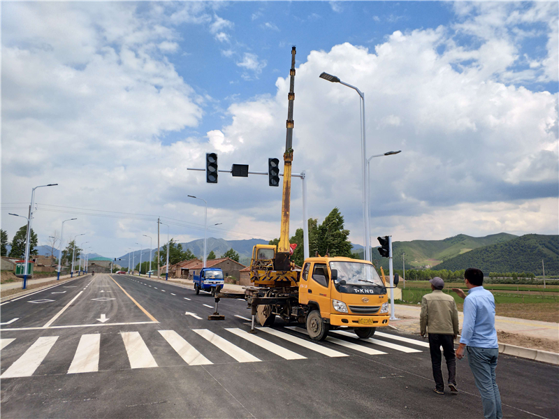 �����ƸԵ�·��������